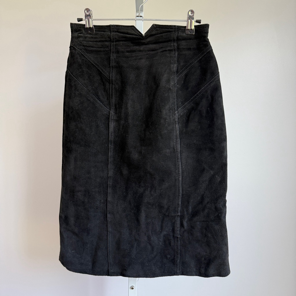 CHIA sz 8 black VTG suede‎ leather retro mini skirt